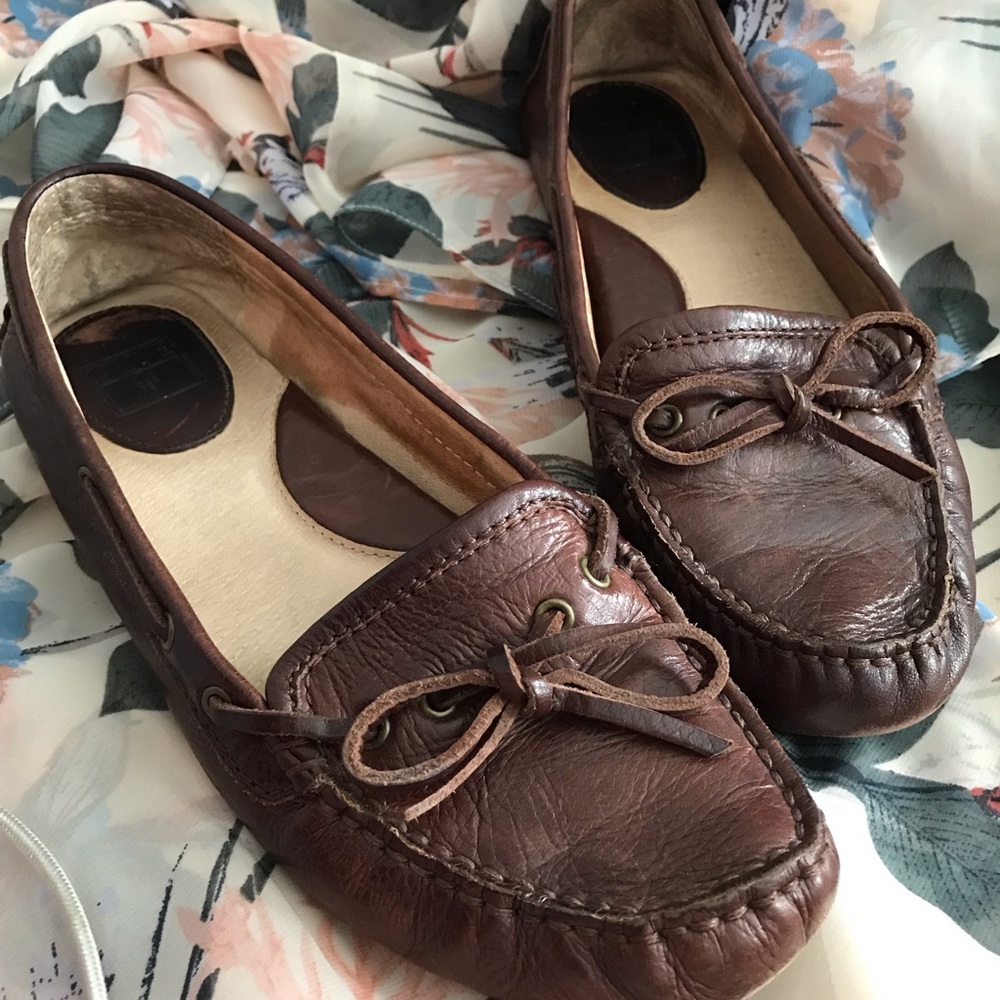 Frye Reagan Campus Driver Moccasins (LIKE NEW)